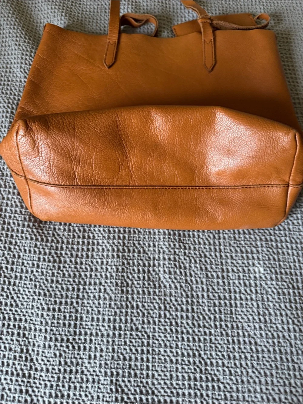 Women's Leather Tote Bag in Cognac Brown